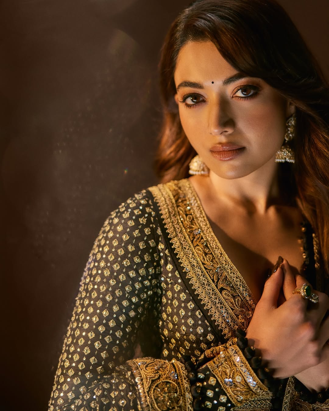 पूजा, खाना-पीना और ताश पार्टी… रश्मिका मंदाना से शुभांगी अत्रे तक, ये सितारे परिवार संग ऐसे मना रहे दिवाली