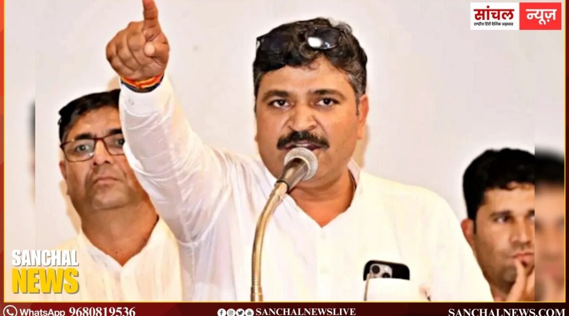 स्कूल ड्रेस का पैसा आधा किया, OBC और EWS के बच्चों को योजना से वंचित किया, स्कूली बच्चों से भेदभाव कर रही है सरकार: नेता प्रतिपक्ष टीकाराम जूली