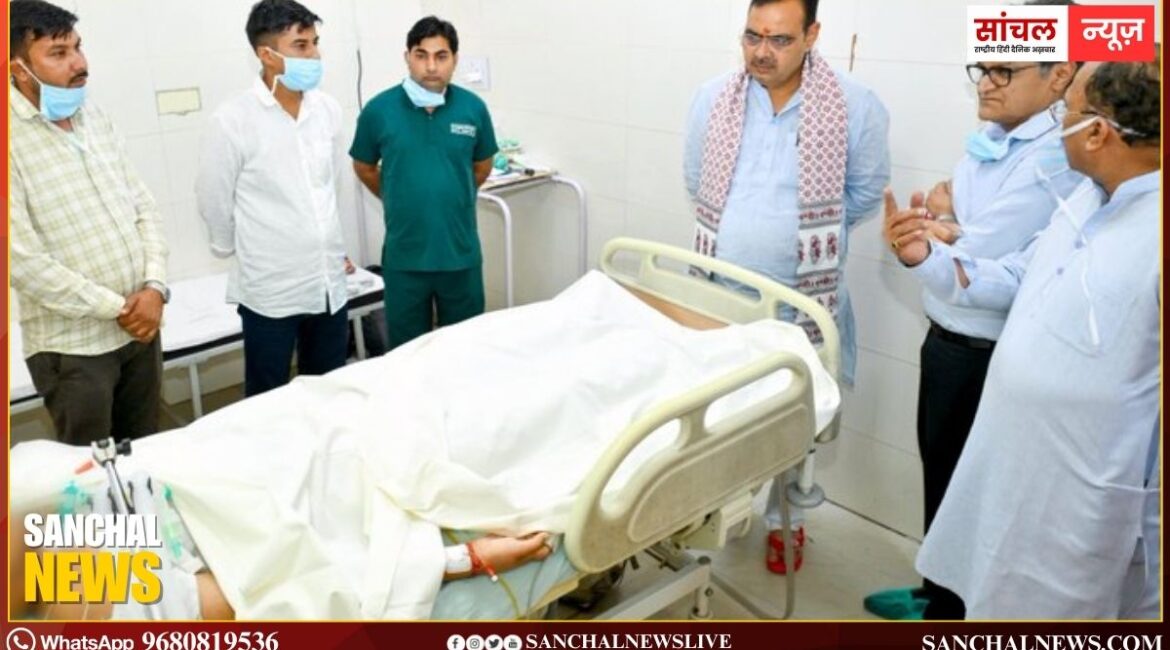 SMS अस्पताल पहुंचे सीएम भजनलाल, विधानसभा अध्यक्ष वासुदेव देवनानी की पत्नी इंदिरा देवनानी का हालचाल जाना