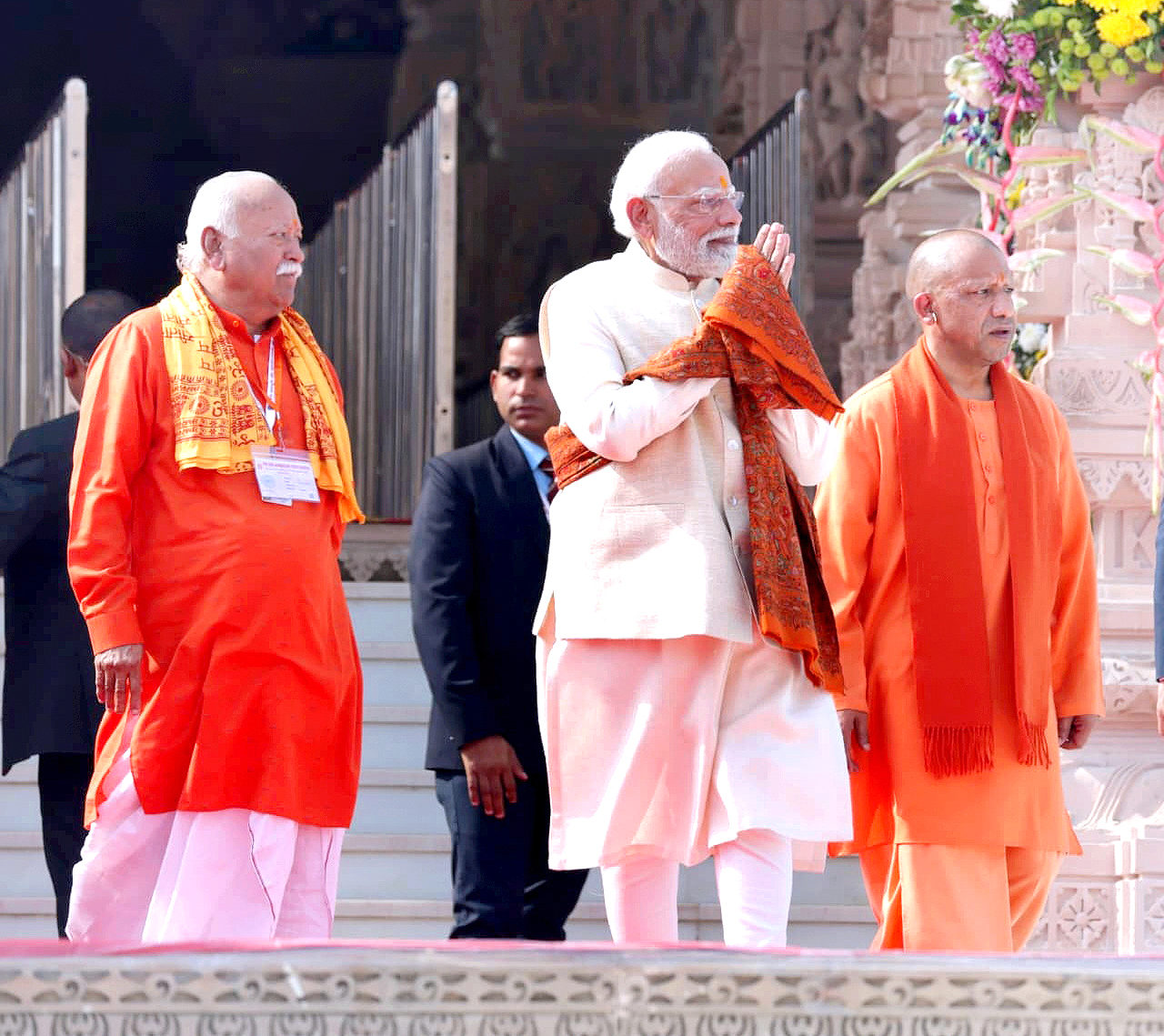 “केसरिया ध्वज धर्म का प्रतीक” राम मंदिर के ध्वजारोहण समारोह में बोले सीएम योगी आदित्यनाथ