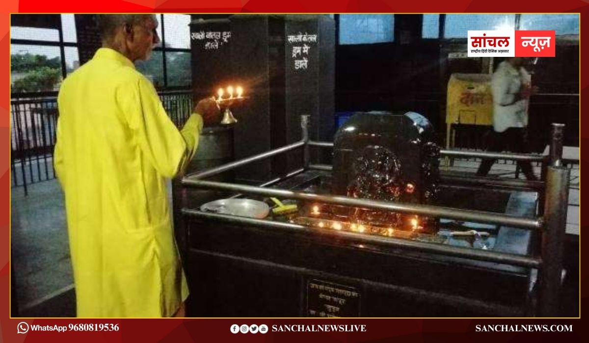कोकिलावन धाम; श्रीकृष्ण ने शनिदेव को कोयल रूप में दिए दर्शन, आइए जानते हैं शनि देव के इस मंदिर की रोचक पौराणिक कथा