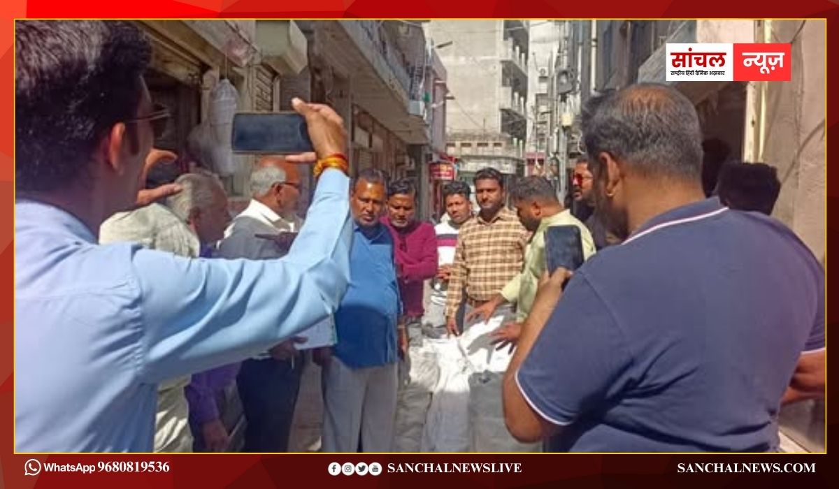पाली: सिंगल यूज़ प्लास्टिक के विरुद्ध निगम का अभियान, प्लास्टिक के थौक विक्रेता दूकान दारों पर छापा