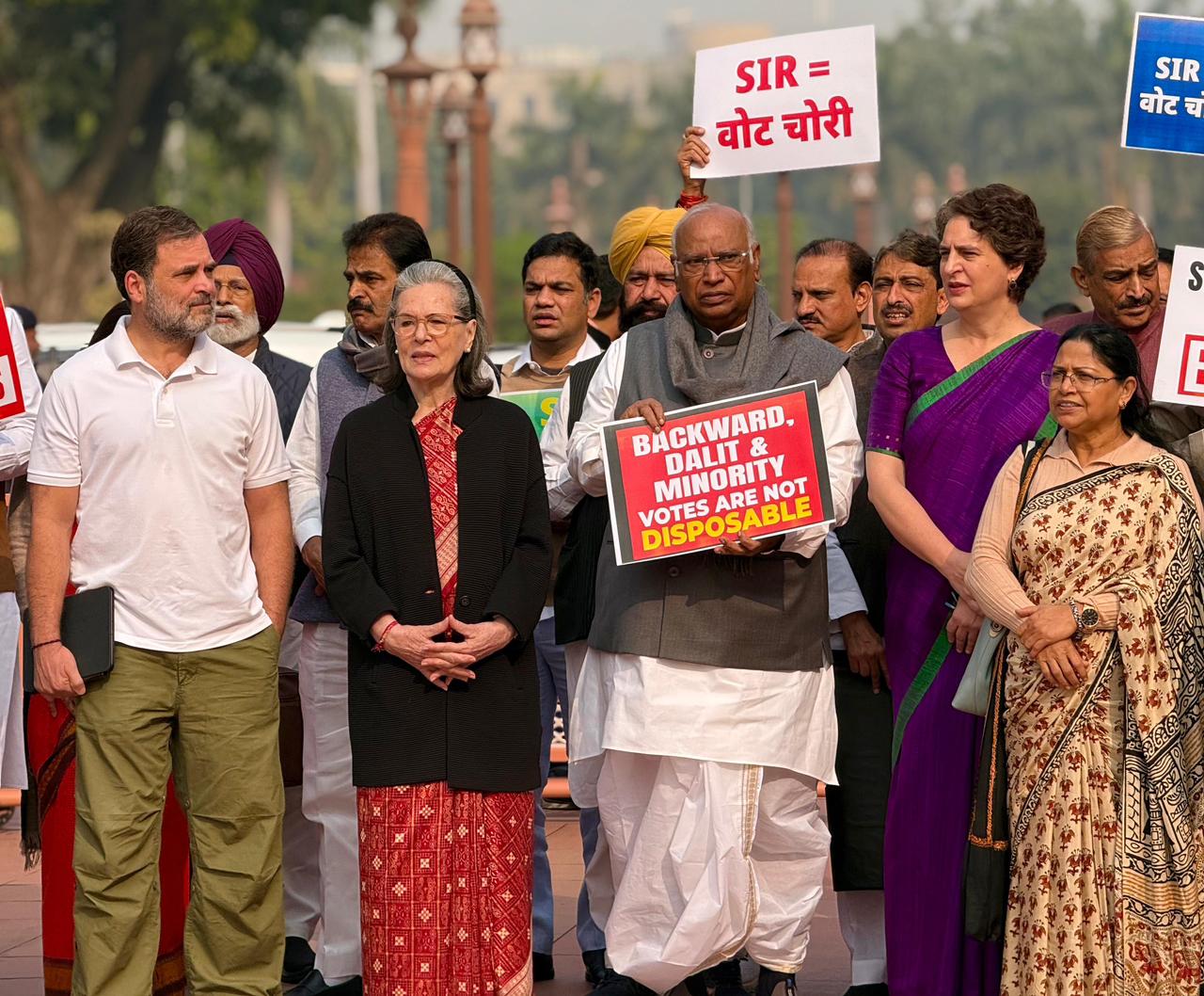 रामलीला मैदान में वोट चोरी की आवाज बुलंद करेगी कांग्रेस, दिल्ली कांग्रेस अध्यक्ष ने महारैली की तैयारियों का लिया जायजा