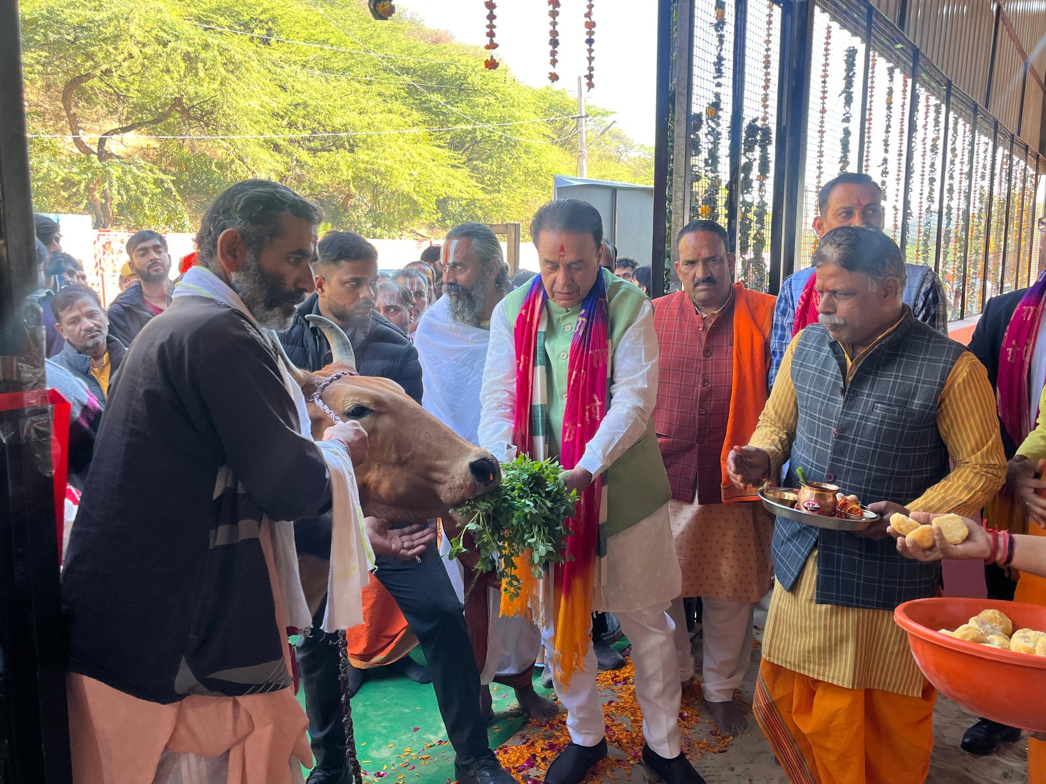 25 लाख के सीएसआर फण्ड से बनी आधुनिक गौशाला का जयपुर प्रभारी मंत्री ने किया लोकार्पण, धरती मां, गौमाता व स्वयं की मां की सेवा करना सर्वोत्तम कार्य -संसदीय कार्य मंत्री