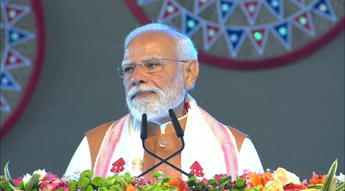 असम में विकास की धारा बिना रुके बह रही, असम की धरमी से मेरा अलग लगाव- पीएम मोदी