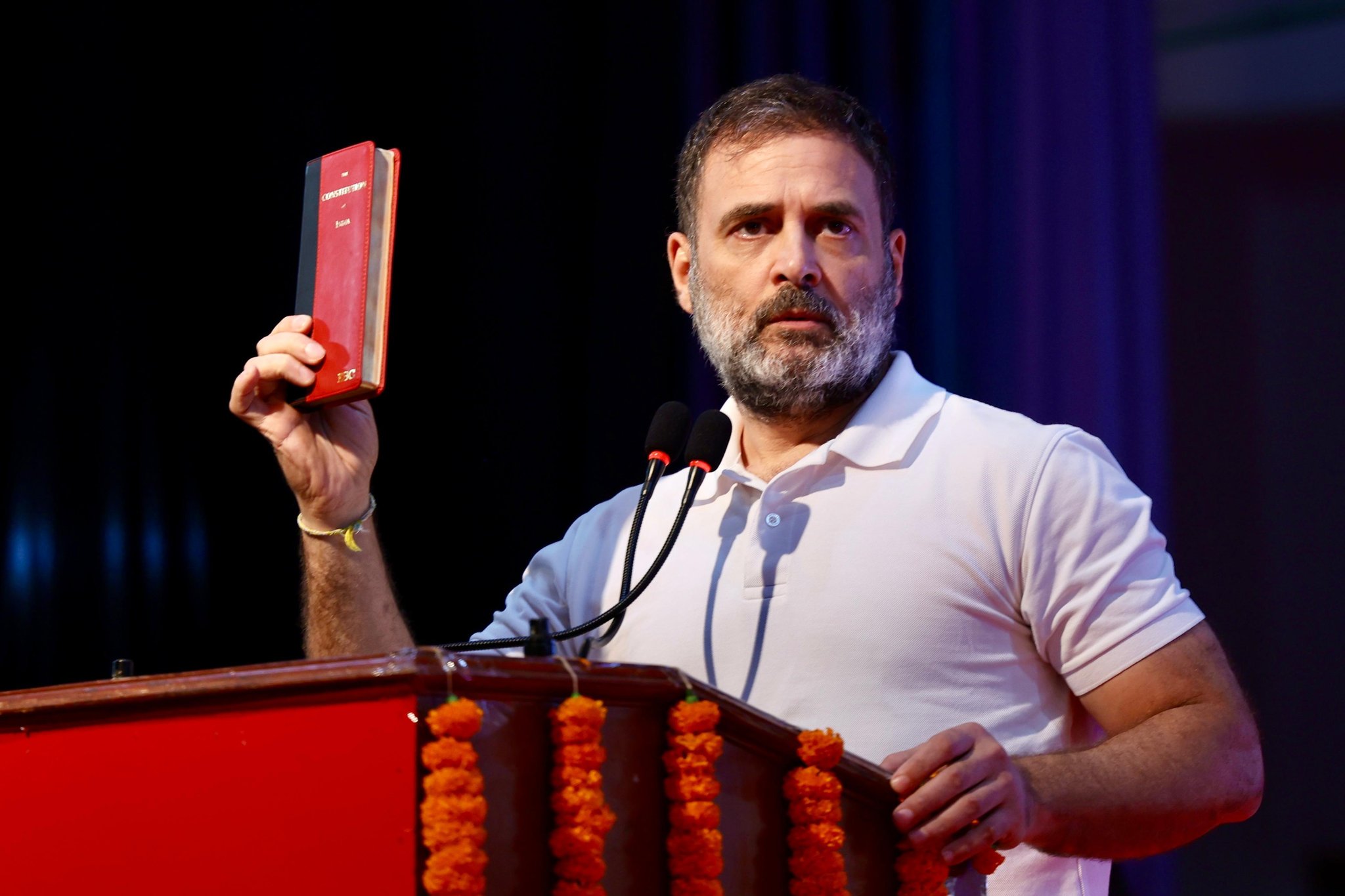 लोकसभा में राहुल गांधी ने भाजपा पर साधा निशाना, कहा- वोट चोरी से बड़ा कोई राष्ट्र विरोधी काम नहीं