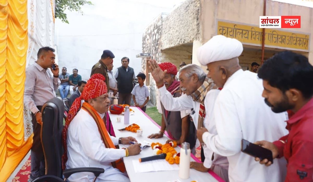 पशुपालन मंत्री ने पाली में विकास रथ यात्रा के दौरान दी जनकल्याणकारी योजनाओं की जानकारी