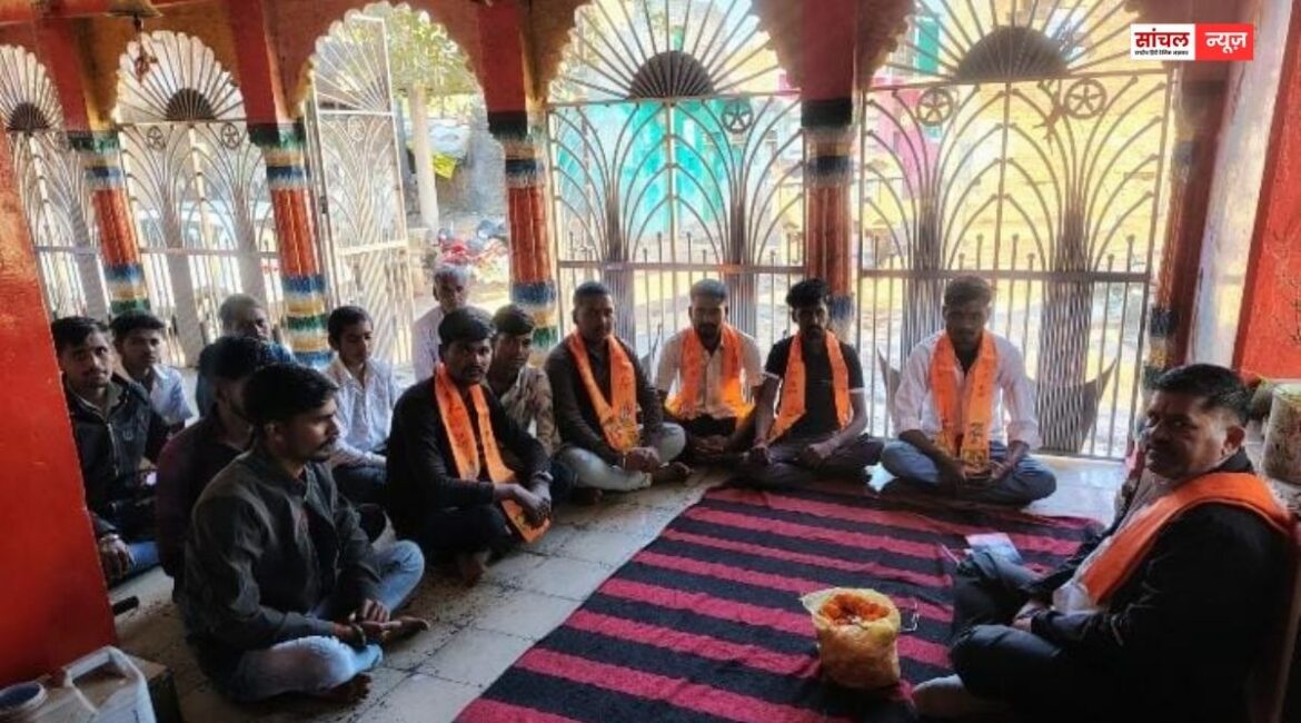 आरएसएस के 100 साल: मंडलों और बस्तियों में हिंदू सम्मेलन के आयोजन को लेकर बकानी खंड की बैठक सम्पन्न