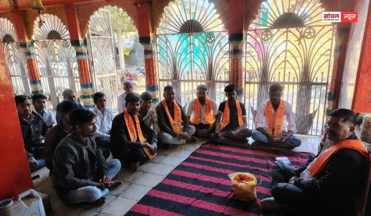 आरएसएस के 100 साल: मंडलों और बस्तियों में हिंदू सम्मेलन के आयोजन को लेकर बकानी खंड की बैठक सम्पन्न