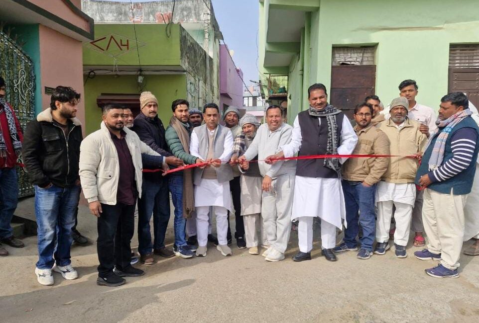 रुड़की के पिरान कलियर  में 88 लाख की आंतरिक सड़कों का शिलान्यास-विधायक हाजी फुरकान अहमद ने किया फीता काटकर शुभारंभ….