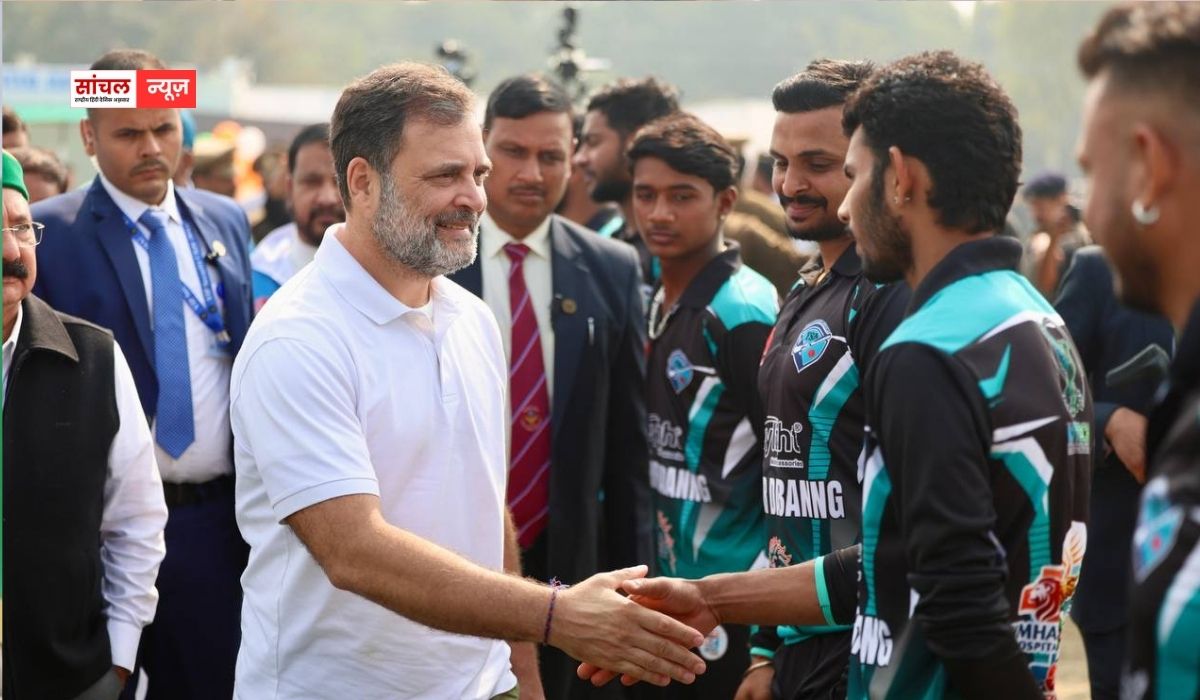 राहुल गांधी को रायबरेली में मिली दादा फिरोज गांधी की अमानत, मां को लाइसेंस की भेजी तस्वीर