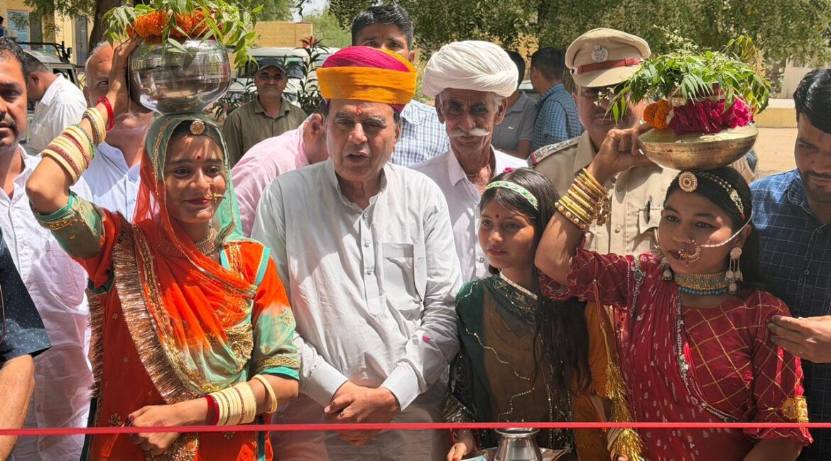 संसदीय कार्य मंत्री ने जोधपुर के लूणावास खारा में पशु चिकित्सालय का किया शिलान्यास