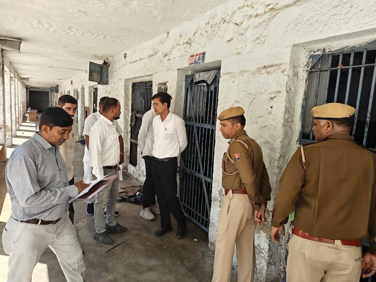 जिला विधिक सेवा प्राधिकरण सचिव भाटी ने जिला कारागृह का किया निरीक्षण