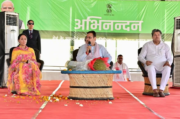 मुख्यमंत्री श्री भजनलाल शर्मा ने नहरी तंत्र, बिजली आपूर्ति और योजनाओं पर किसानों से लिया फीडबैक