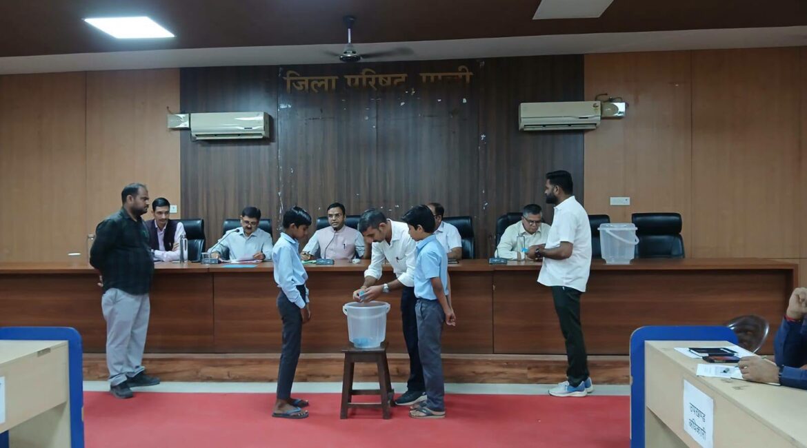 पाली जिला परिषद और पंचायत समितियों में आरक्षण की लॉटरी संपन्न: प्रधान पदों से लेकर वार्डों तक का बदला गणित, देखें पूरी लिस्ट
