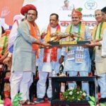 मुख्यमंत्री भजनलाल शर्मा पहुंचे सुमेरपुर: कार्यकर्ताओं को दिया पंचायत चुनाव में जीत का मंत्र, बोले—’निकाय चुनाव से भी बेहतर करना है प्रदर्शन, कांग्रेस का करेंगे सूपड़ा साफ’